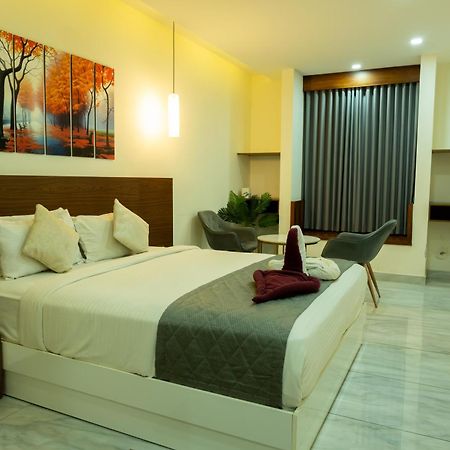 Miracle Hotel And Resorts Calicut Exterior foto