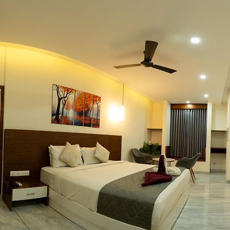 Miracle Hotel And Resorts Calicut Exterior foto