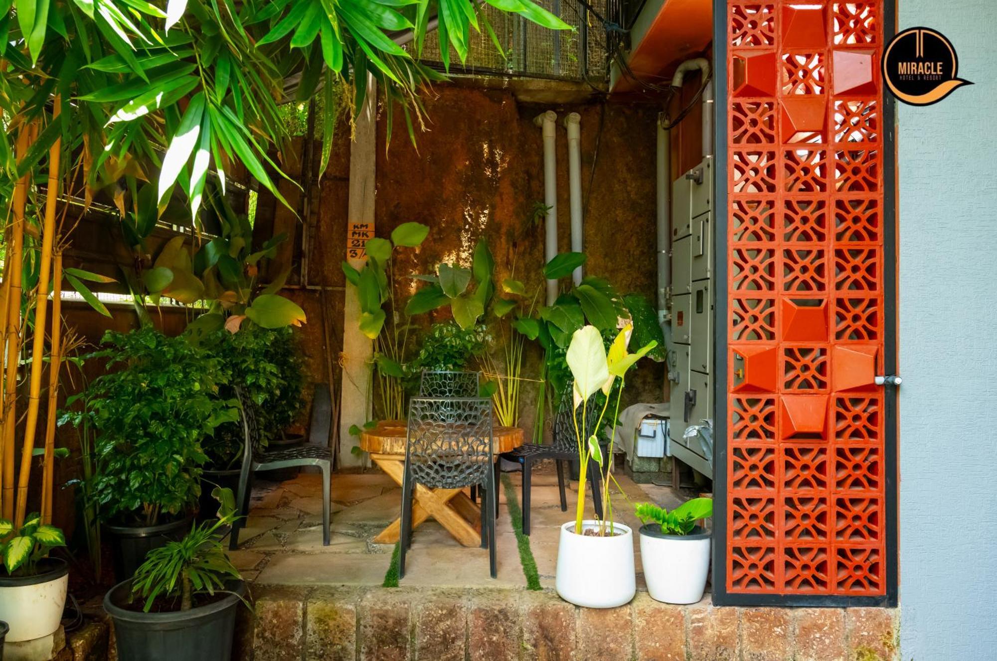 Miracle Hotel And Resorts Calicut Exterior foto
